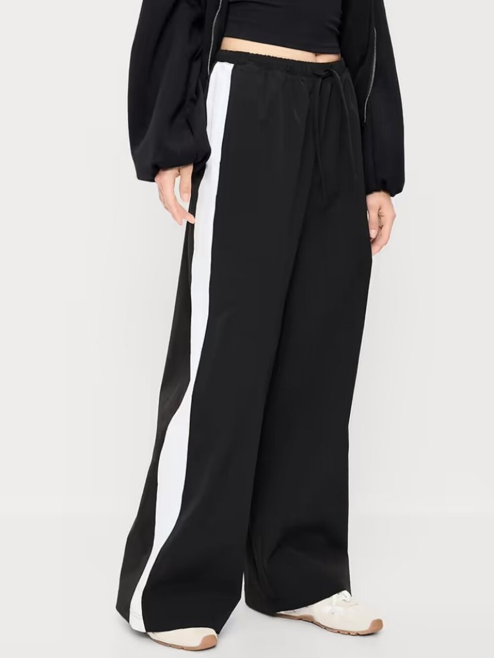 OLD NAVY High-Waisted TrekTech Lightweight Woven Active Pants - M - NWT - Black